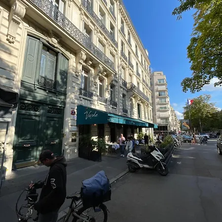 Appartamento Superbe 3br Georges V Champs Elysees