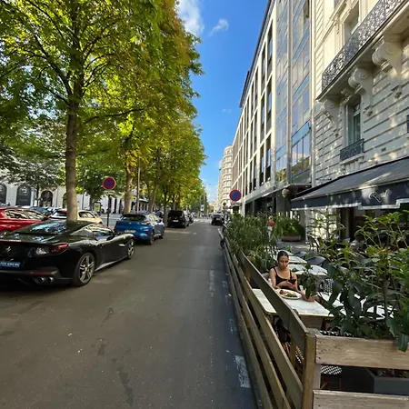 Superbe 3br Georges V Champs Elysees Appartamento