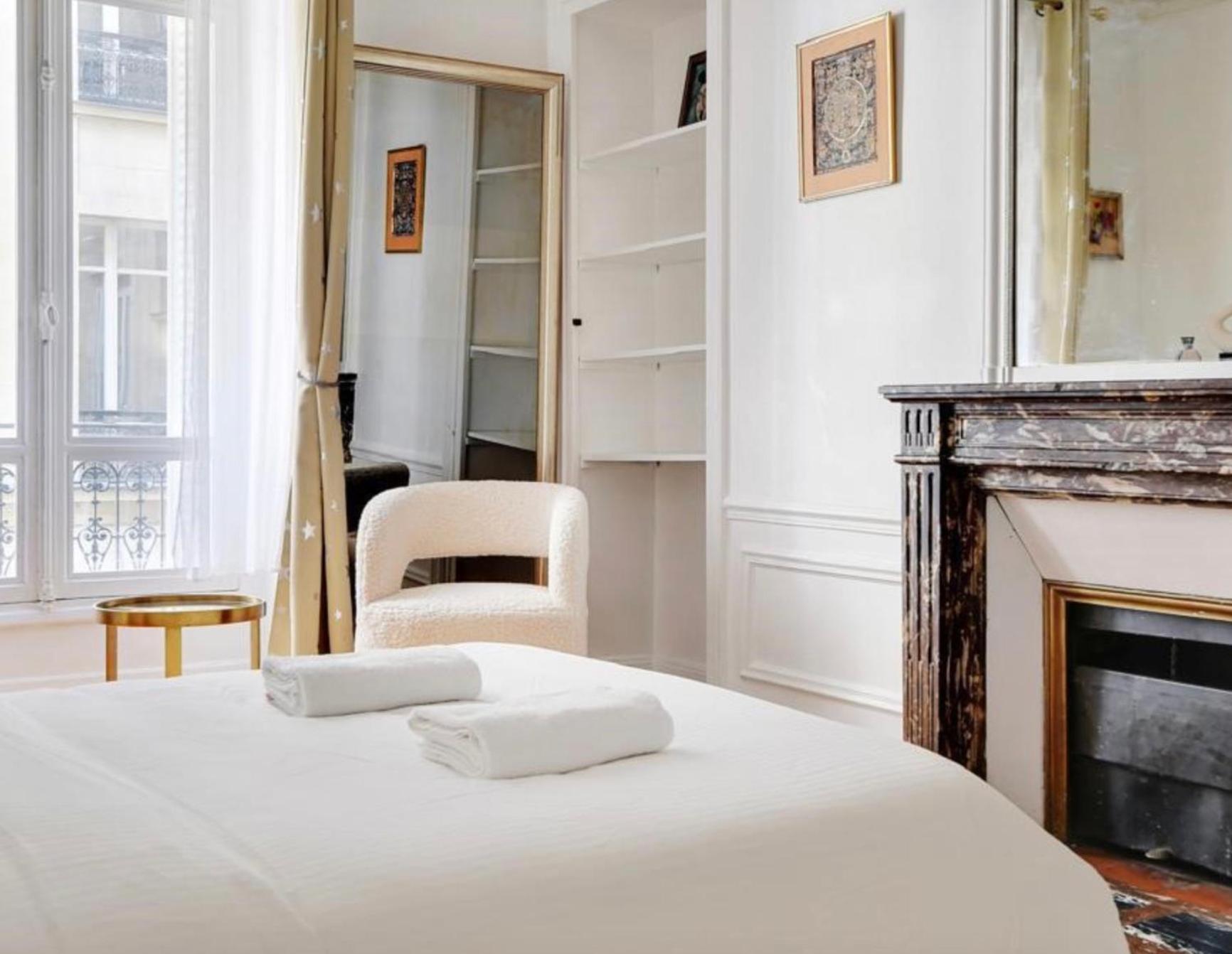 Superbe 3br Georges V Champs Elysees Appartamento